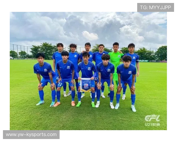 足球俱乐部在青训中完善未成年合同模板并设独立法律咨询渠道，青少年足球俱乐部发展现状